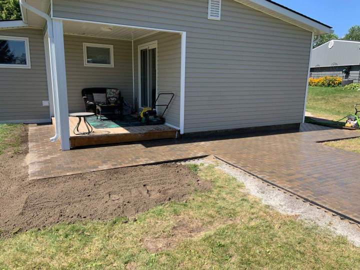 Paving stone patio installation Oshawa