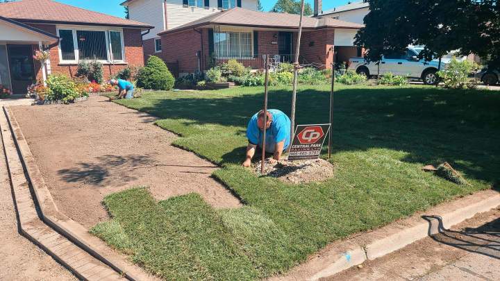 Laying Sod Oshawa